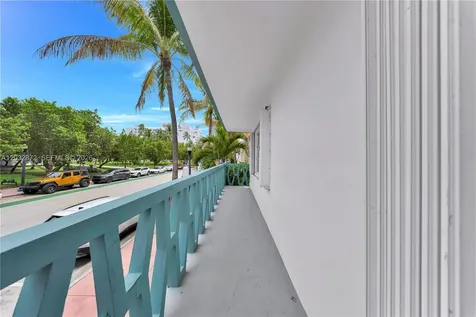 260 Ocean Drive Miami Beach FL 33139