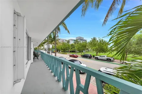 260 Ocean Drive Miami Beach FL 33139