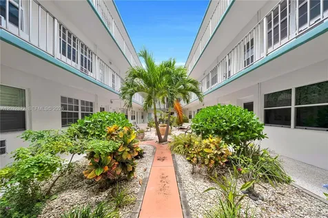 260 Ocean Drive Miami Beach FL 33139