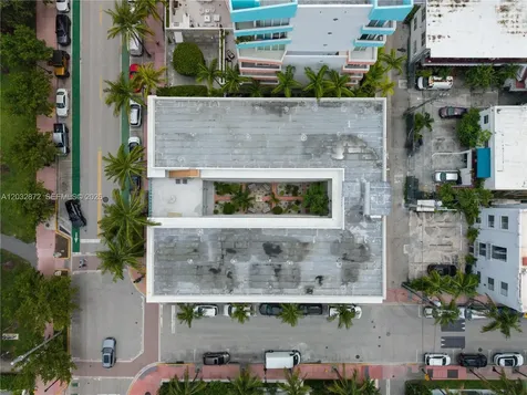 260 Ocean Drive Miami Beach FL 33139