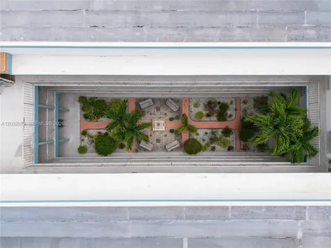 260 Ocean Drive Miami Beach FL 33139