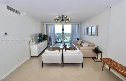 2501 S Ocean Drive Hollywood FL 33019