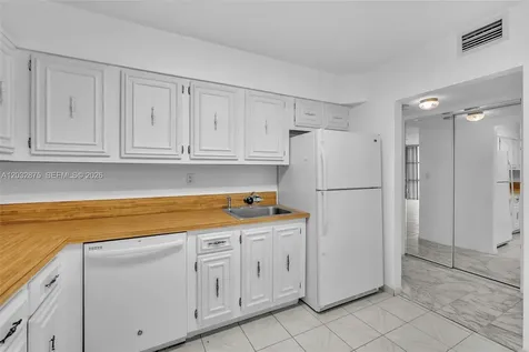 1000 Parkview Drive Hallandale Beach FL 33009