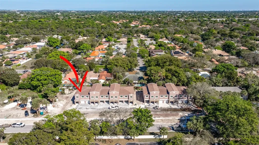 1537 NW 94th Way Coral Springs FL 33071