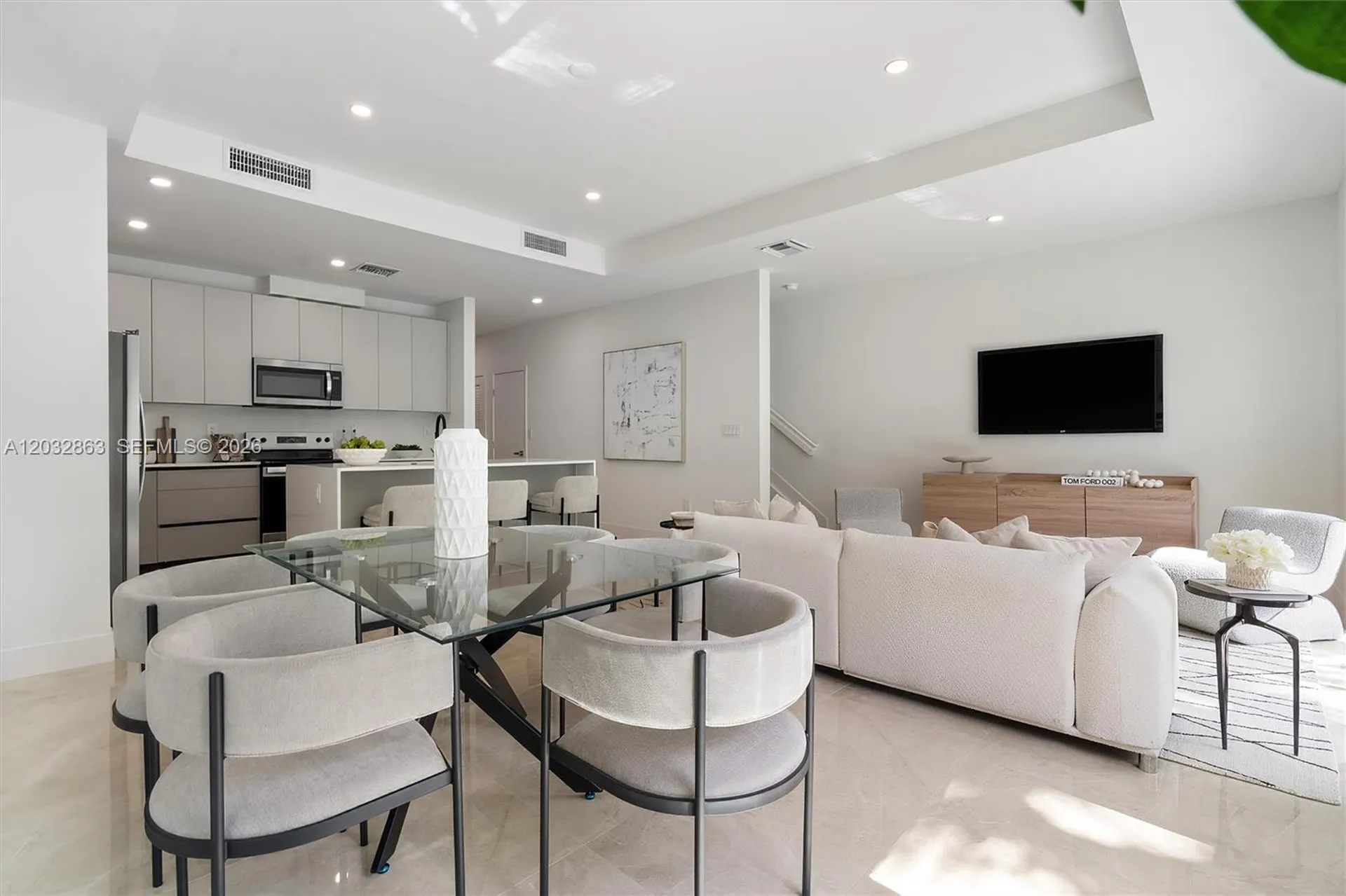 1537 NW 94th Way Coral Springs FL 33071