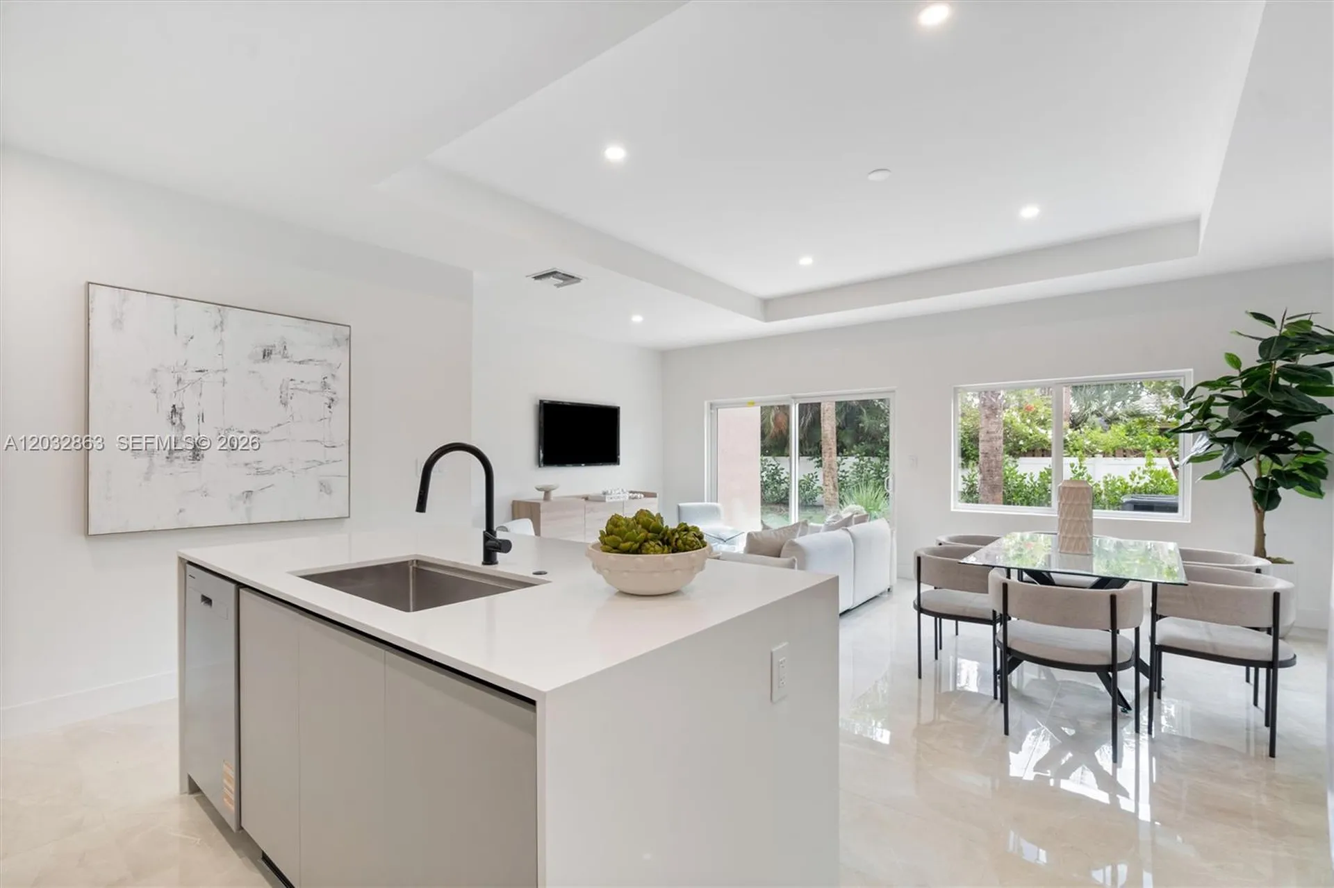 1537 NW 94th Way Coral Springs FL 33071