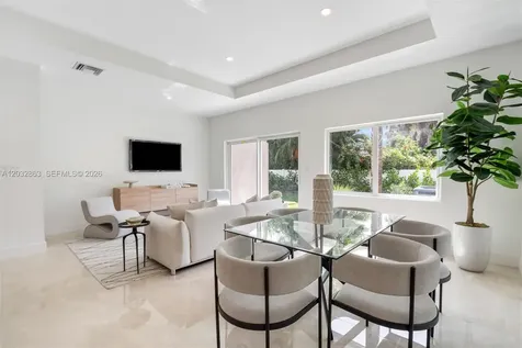 1537 NW 94th Way Coral Springs FL 33071