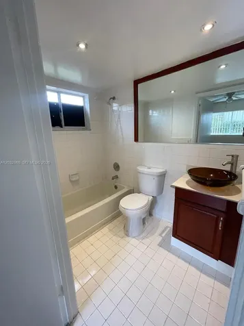 2925 W 80th Street Hialeah FL 33018