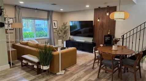 1407 NW 2nd Street Fort Lauderdale FL 33311