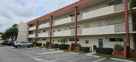 9823 S Hollybrook Lake Drive Pembroke Pines FL 33025