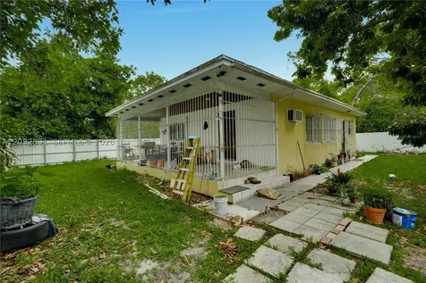 5860 SW 19th Street Miami FL 33155