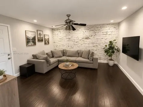 8907 SW 49th Court Cooper City FL 33328