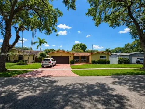 8907 SW 49th Court Cooper City FL 33328