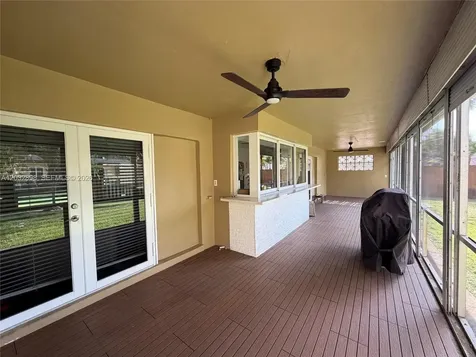8907 SW 49th Court Cooper City FL 33328