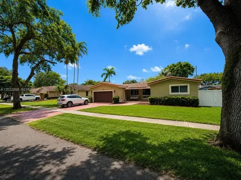 8907 SW 49th Court Cooper City FL 33328