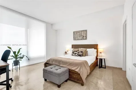 88 SW 7th Street Miami FL 33130