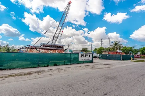 2301 SW 57th Avenue West Park FL 33023