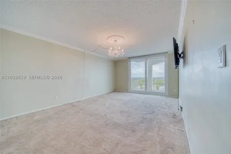 5401 Collins Avenue Miami Beach FL 33140