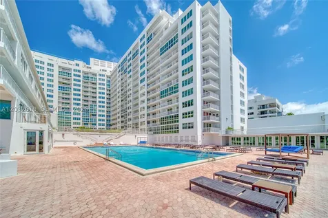 5401 Collins Avenue Miami Beach FL 33140