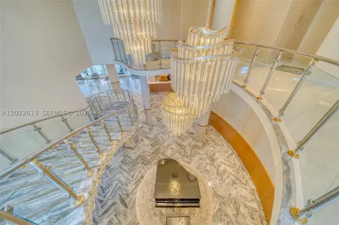 5401 Collins Avenue Miami Beach FL 33140