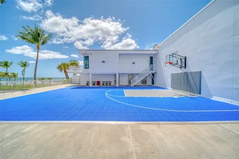 5401 Collins Avenue Miami Beach FL 33140