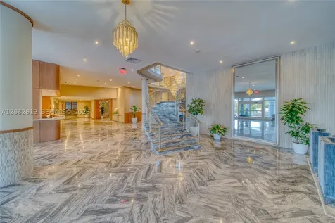 5401 Collins Avenue Miami Beach FL 33140