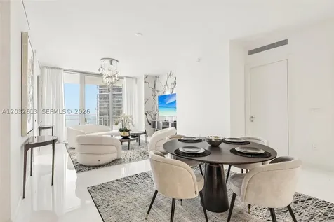 300 Biscayne Boulevard Way Miami FL 33131