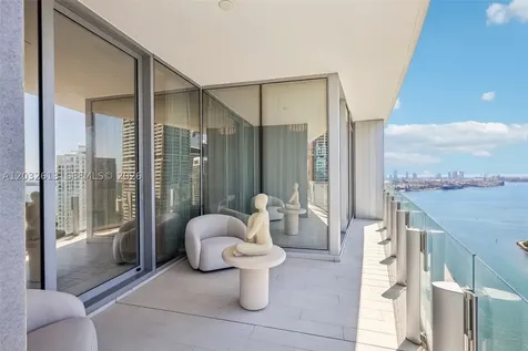 300 Biscayne Boulevard Way Miami FL 33131