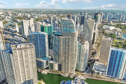 300 Biscayne Boulevard Way Miami FL 33131