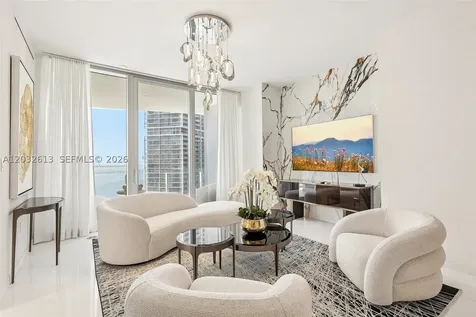 300 Biscayne Boulevard Way Miami FL 33131