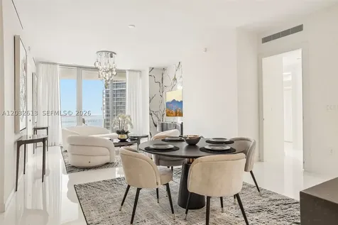 300 Biscayne Boulevard Way Miami FL 33131
