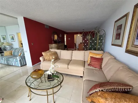 400 Leslie Drive Hallandale Beach FL 33009