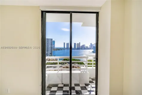 3300 NE 192nd Street Aventura FL 33180