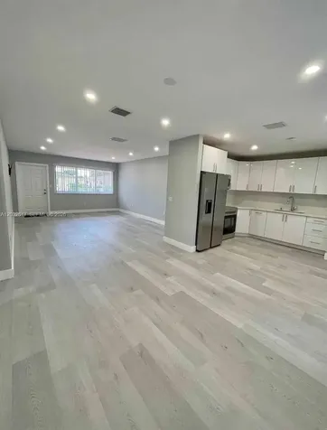 950 NW 36th Avenue Miami FL 33125