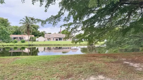 8668 SW 50th Street Cooper City FL 33328
