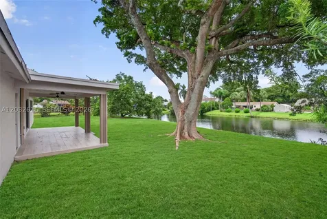 8668 SW 50th Street Cooper City FL 33328