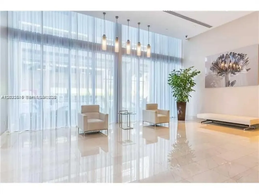 1111 SW 1 Avenue Miami FL 33130