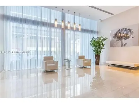 1111 SW 1 Avenue Miami FL 33130