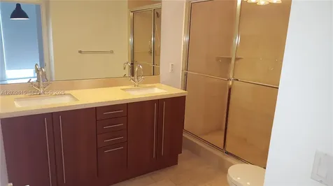 1111 SW 1 Avenue Miami FL 33130