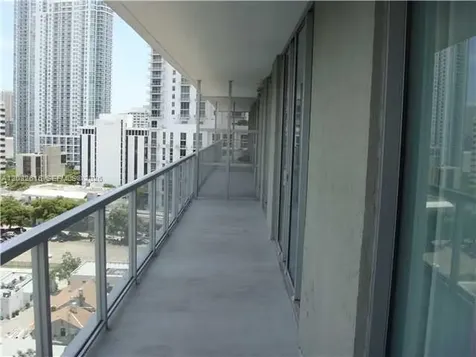 1111 SW 1 Avenue Miami FL 33130