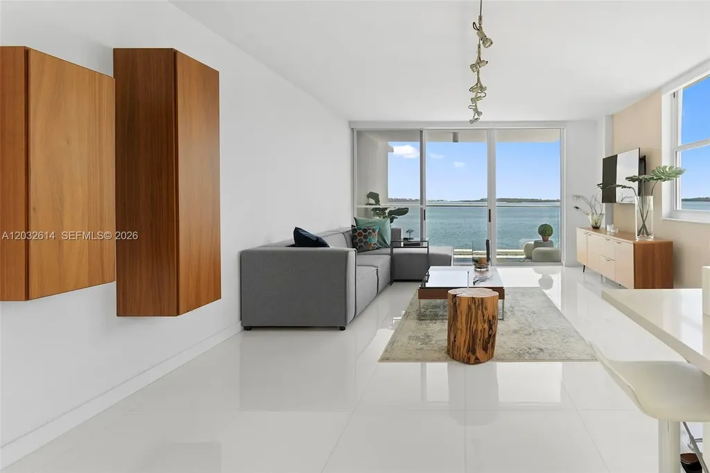 800 Claughton Island Drive Miami FL 33131