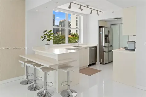 800 Claughton Island Drive Miami FL 33131