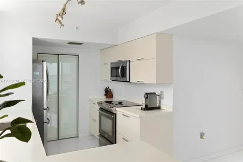 800 Claughton Island Drive Miami FL 33131