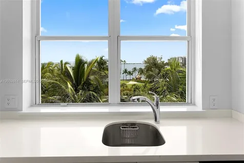 800 Claughton Island Drive Miami FL 33131