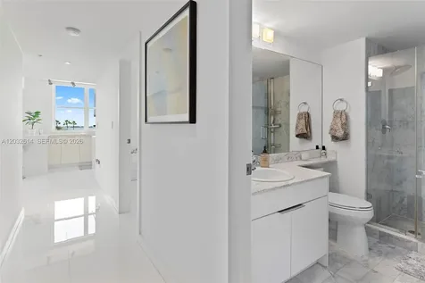 800 Claughton Island Drive Miami FL 33131