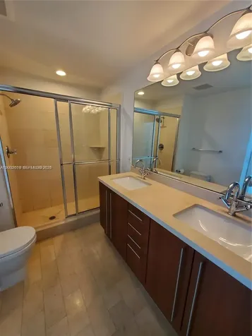 1111 SW 1 Avenue Miami FL 33130