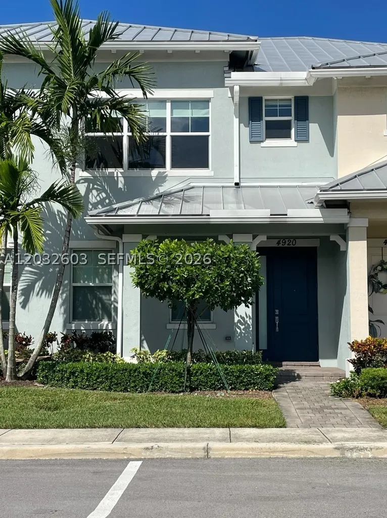 4920 Eucalyptus Drive Hollywood FL 33021