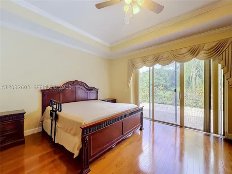 19302 SW 68th Street Pembroke Pines FL 33332