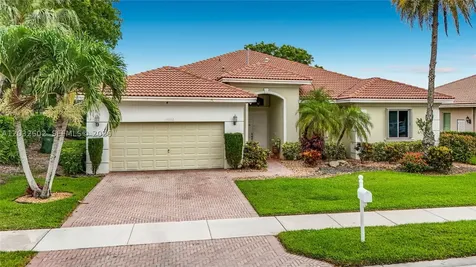 19302 SW 68th Street Pembroke Pines FL 33332