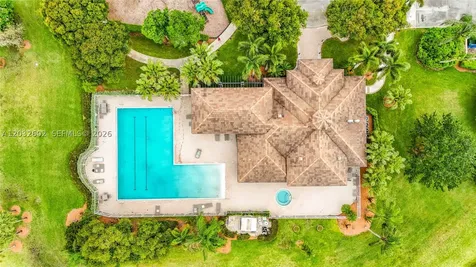 19302 SW 68th Street Pembroke Pines FL 33332